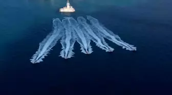 Sahil Güvenlik İstanbul Boğazı'nda gösteri yaptı