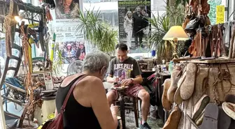 Sophia Loren, Ingrid Bergman ve John Lennon: Atina'daki sandalet dükkanı nasıl ünlülerin uğrak yeri oldu?