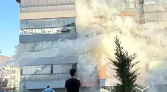 Eskişehir'de Buzdolabından Çıkan Yangında İki Yaşlı Vatandaş Kurtarıldı