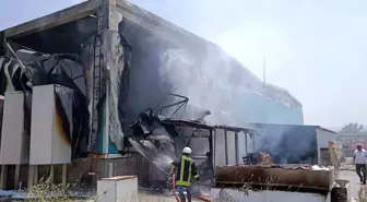 Çanakkale'de Fabrikada Çıkan Yangında 1 Ağır Yaralı