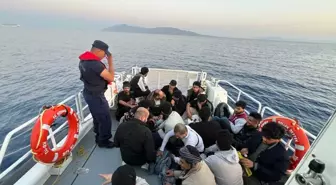 Datça açıklarında 23 kaçak göçmen kurtarıldı