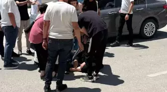 Elazığ'da Yaya Otomobilin Çarpması Sonucu Yaralandı