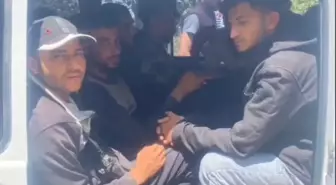 Hatay'da 21 Kaçak Göçmen ve 3 Şüpheli Yakalandı
