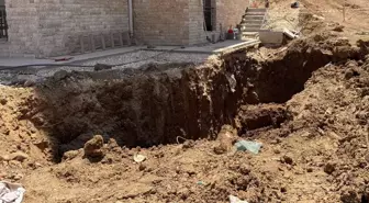 Hatay'da atık su alt yapı çalışmaları sırasında göçük: 2 işçi öldü