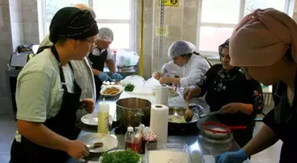 Edirne'de 'Aileler Yarışıyor' Yemek Yarışması Düzenlendi