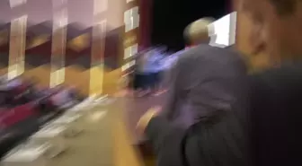 Rize'de Gazetecilere Ödül Töreninde Müdahale Tepkilere Neden Oldu