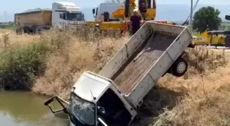 Manisa'da Trafik Kazası: 3 Yaralı