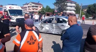 Zonguldak'ta Trafik Kazası: 4 Yaralı