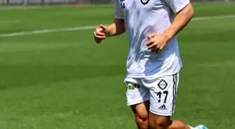 Altay, Emre Tangeldi ile Profesyonel Sözleşme İmzalamakta Zorlanıyor