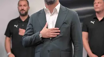 Arda Turan, Shakhtar Donetsk'te Futbolcularla Tanıştı