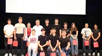 Bozüyük'te Öğrenciler Kültürel ve Sportif Başarılarıyla Ödüllendirildi