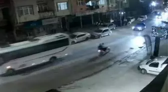 Kocaeli'de Motosiklet Kazası: Baba, Oğlunun Sıkıştırılarak Ölümüne Cinayet İddiası Yöneltti