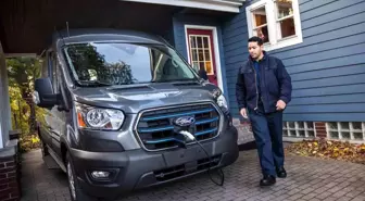 Ford Transit 60 Yaşında: Avrupa Ekonomisinin Bel Kemiği