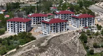 Sivas'ın Gürün ilçesinde 1. etap afet konutları hak sahipleri belirlendi