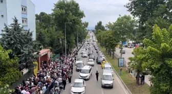 Bursa'da YKS Öncesi Trafik Yoğunluğu Öğrencileri Zorladı