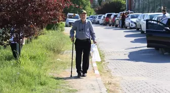 En yaşlı aday 'Filozof hurdacı' bastonuyla YKS'ye girdi