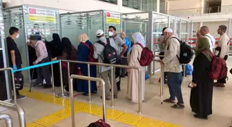 Adıyaman'a Dönüş: Hacılar Sevinçle Karşılandı