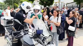 YKS'ye Girecek Öğrencilerin Heyecanlı Anları