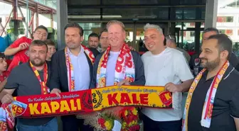 Kayserispor'un Yeni Teknik Direktörü Markus Gisdol Kayseri'ye Geldi