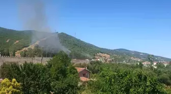 Kocaeli TEM Otoyolu'ndaki Yangın İki Saatte Kontrol Altına Alındı