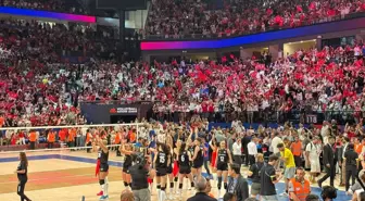 A Milli Kadın Voleybol Takımı, Güney Kore'yi 3-0 Mağlup Etti