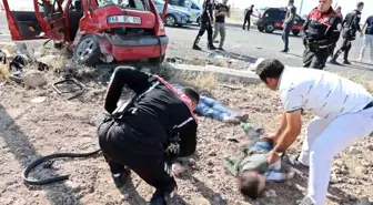 Aksaray'da Trafik Kazası: 1 Ölü, 8 Yaralı
