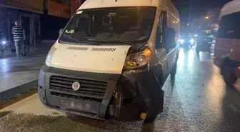 Serik'te Minibüsün Çarptığı 12 Yaşındaki Çocuk Hayatını Kaybetti