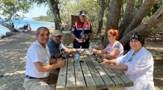 Jandarma Ekipleri Kuşadası'nda Doğa Bilgilendirmesi Yaptı