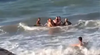 Mudanya'da Dalgalarla Mücadele Eden Genç Kurtarıldı
