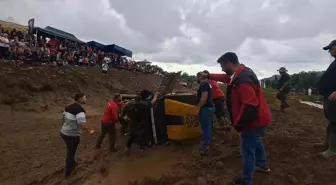 Rize'de Off-Road Kupası'nda Takla Atan Araç Yürekleri Ağıza Getirdi