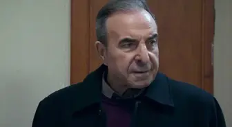 Zafer Ergin terlik-şort kombiniyle yaz sezonunu açtı