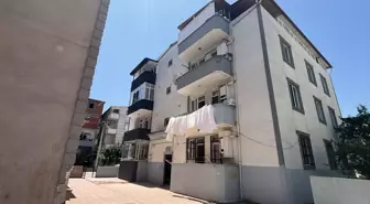 Balkondan Düşen 1,5 Yaşındaki Bebek Ağır Yaralandı