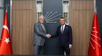 İYİ Parti Genel Başkanı Dervişoğlu, CHP Genel Başkanı Özel'i ziyaret etti
