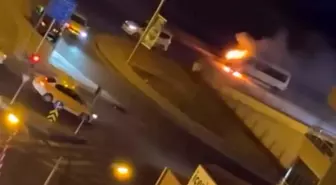 Diyarbakır'da Minibüs Alev Alev Yandı