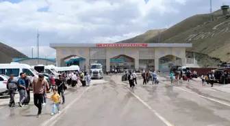 İran'daki Yabancı Vatandaşlar Türkiye Üzerinden Ülkelerine Dönüyor