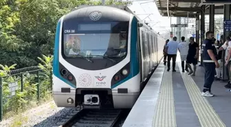 İstanbul Marmaray Ataköy İstasyonunda İntihar Olayı