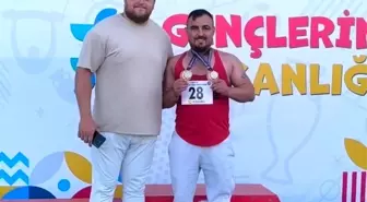 Hakan Dağ, Türkiye Para Atletizm Şampiyonası'nda İki Madalya Kazandı