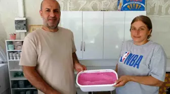 Malatya'nın Mor Reyhanı Dondurma Olarak Sunuldu