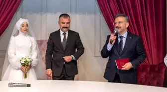 Vali Aksoy, Yeni Evlenen Çiftin Nikah Şahidliği Yaptı