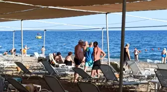 Antalya'da 82 Yaşındaki Turist Boğuldu