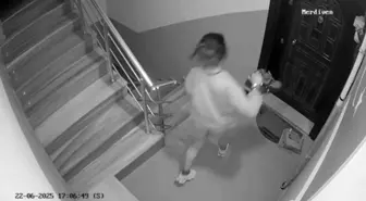 Arnavutköy'de İlginç Hırsızlık Olayı: Çocuk Ayakkabıları Giyip Kaçtı
