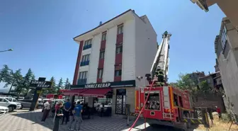 Eğirdir'de Kebap Salonunda Yangın: İtfaiye Hızla Müdahale Etti