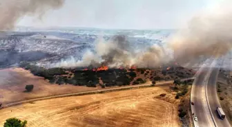 Çanakkale'de Tarım Arazisinde Yangın: Havadan ve Karadan Mücadele Devam Ediyor