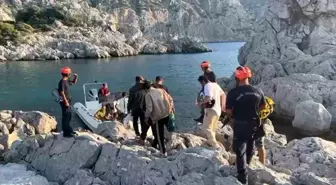 Marmaris'te Göçmen Kaçakçılığı Operasyonu: 15 Düzensiz Göçmen Yakalandı