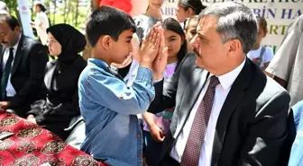Erzurum'da Geleneksel Piknik Şöleni Düzenlendi