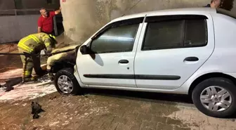 Balıkesir'de Araç Yangını Kontrol Altına Alındı