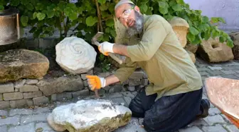 Taşları Sanata Dönüştürdü, Hayalini Müzeye Taşıdı