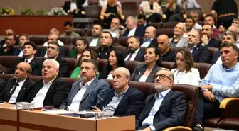Başkan Burkay: "İş dünyasının önünü açacak projeleri üretmek zorundayız"