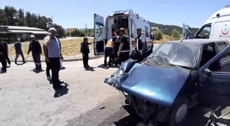 Bolu'da Trafik Kazası: İki Kişi Yaralandı