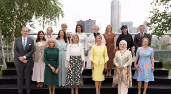 Emine Erdoğan, NATO Zirvesi kapsamında Hollanda'da lider eşleriyle buluştu